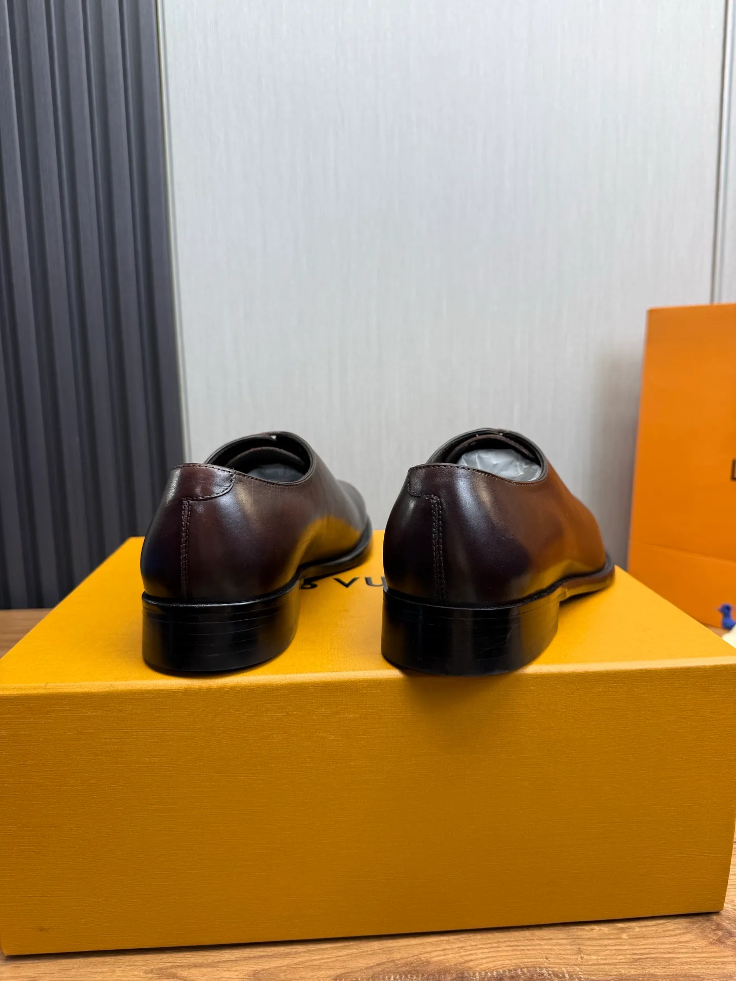 Men's shoes💰760💰 LV. Men's business casual leather shoes, 1:1 shipment ⬆️Luxurious and noble👞All imported original brand leather, just to create a more comfortable wearing experience, upper: original cowhide ➕Imported full cow lining, original leather outsole ✔️36-45 (38.45 non-refundable)